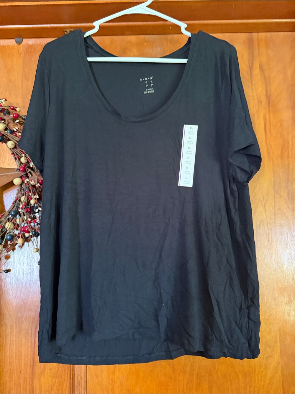 a new day Black Scoop Neck Short Sleeve Tee